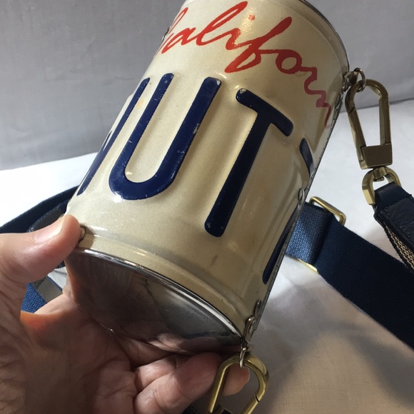 Little Earth Handbags - Little Earth lisence plate purse